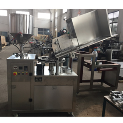 小型全自動(dòng)鋁管灌裝封尾機(jī)-09
